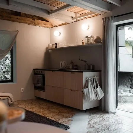 Plne Vybavena Stylova V Malych Karpatoch Chalet