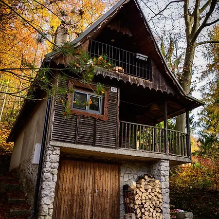 Plne Vybavena Stylova V Malych Karpatoch Chalet Bukova