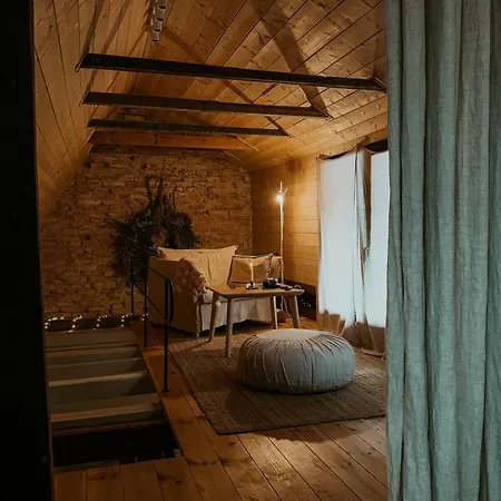 Chalet Plne Vybavena Stylova V Malych Karpatoch