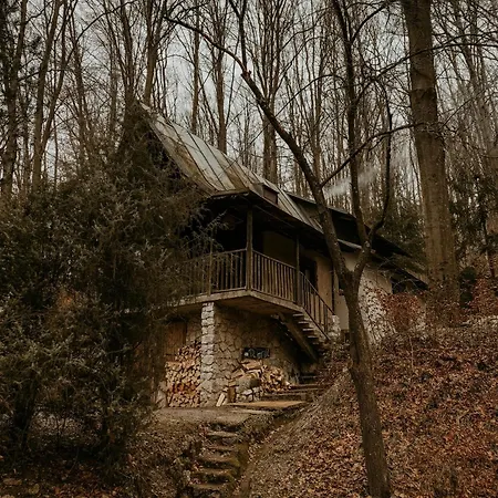 Chalet Plne Vybavena Stylova V Malych Karpatoch Bukova