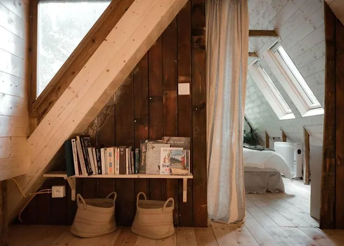 Chalet Plne Vybavená štýlová V Malých Karpatoch Bukova