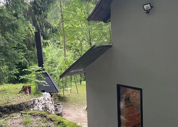 Chalet Plne Vybavená štýlová V Malých Karpatoch Bukova